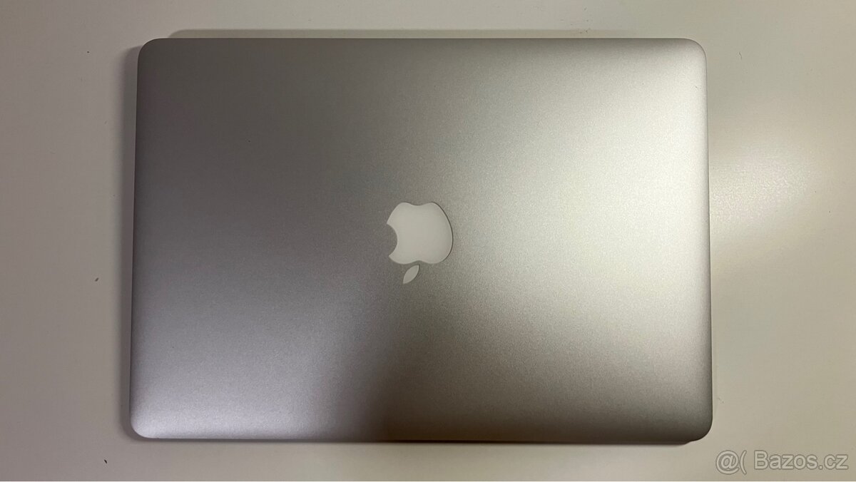 Macbook Air 13” 2015 top stav - 4