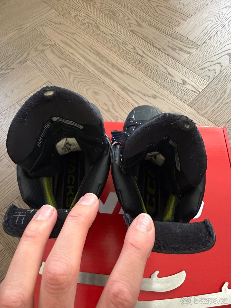 Brusle CCM Tacks XF PRO Junior vel.35 - 4