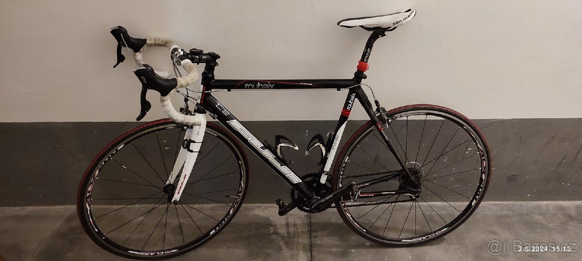 Prodám silniční kolo FUJI vel.56 výbava Shimano 105 - 4