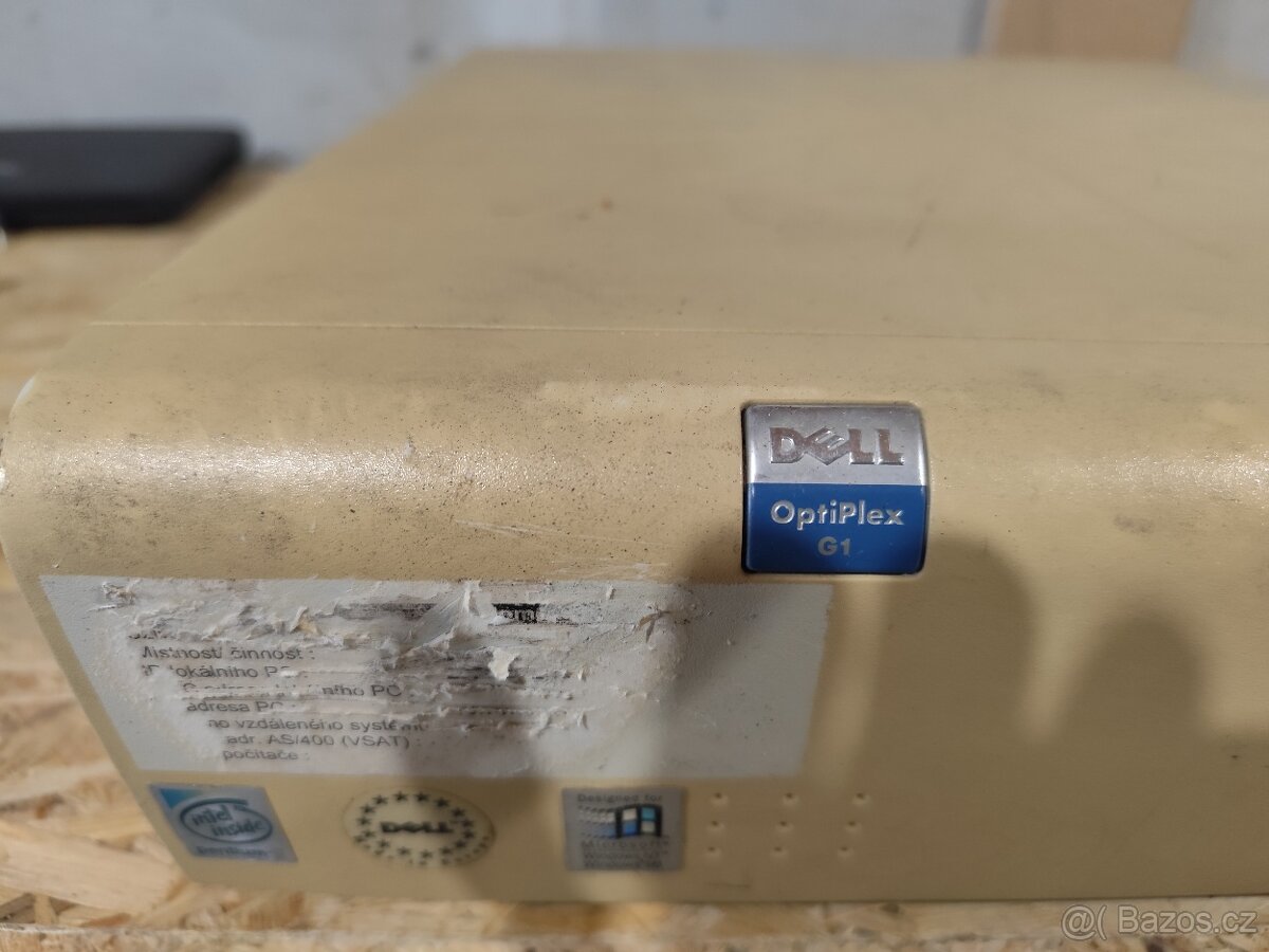 Pentium II Dell OptiPlex G1 - 4
