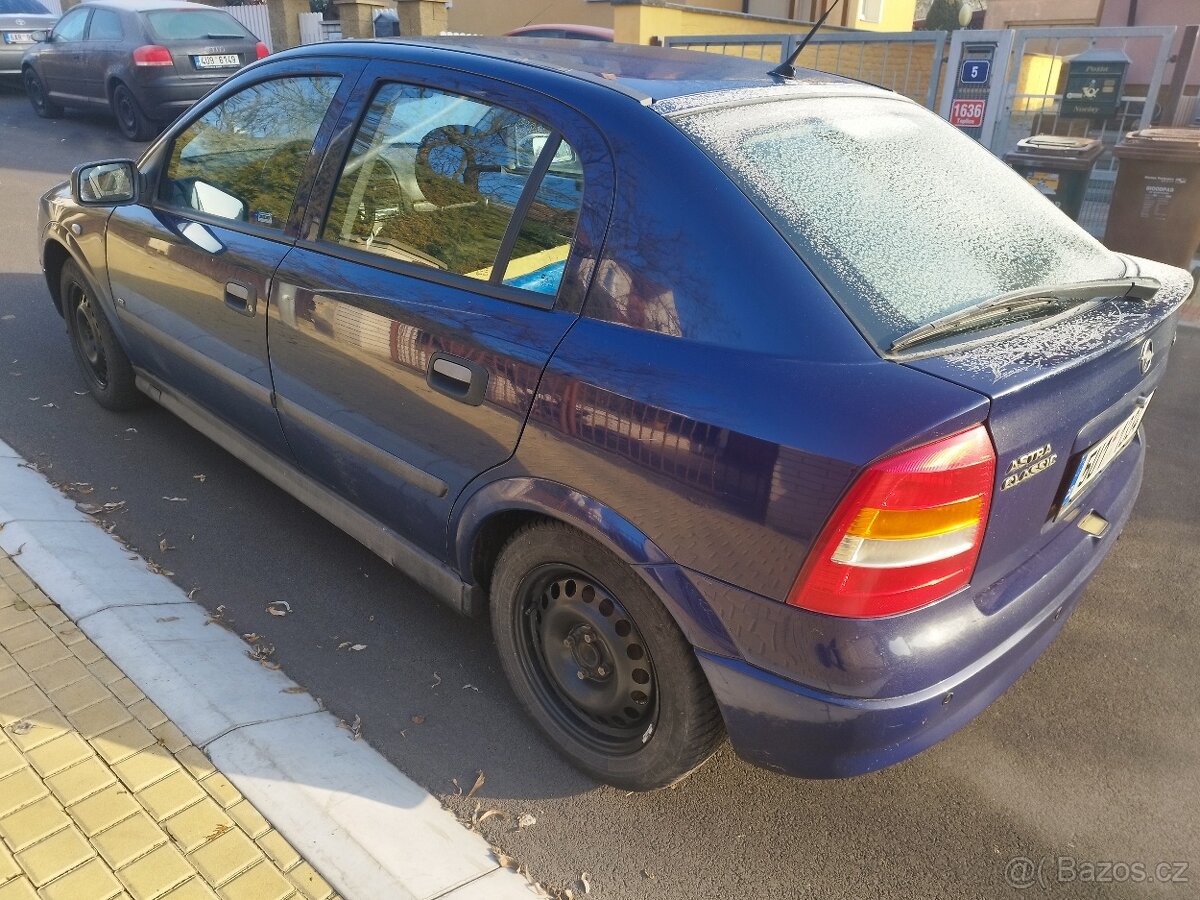 Prodám Opel Astra-G - 2008 - 345846 km na náhradní díly - 4
