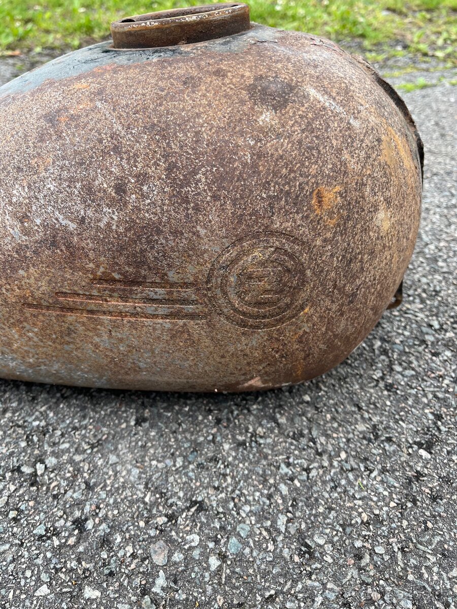 Nádrž ČZ 125 t - 4