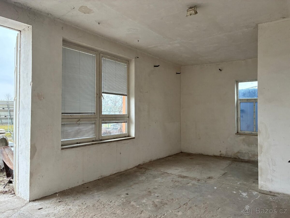 Dílna/garáž/sklad 40m2 - 4