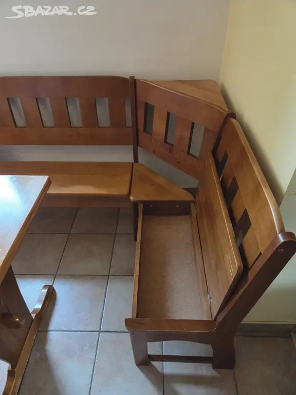 Rohový jídelní kout - 4