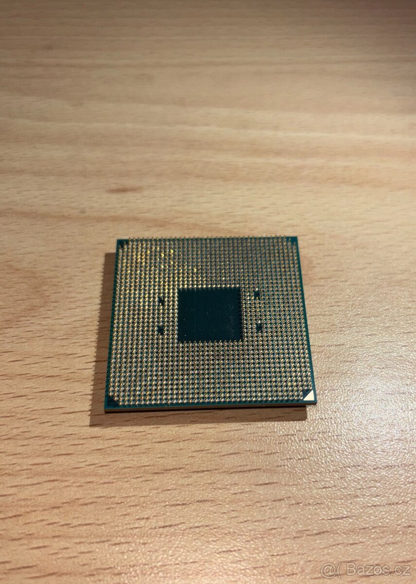 AMD Ryzen 5 3600 - 4