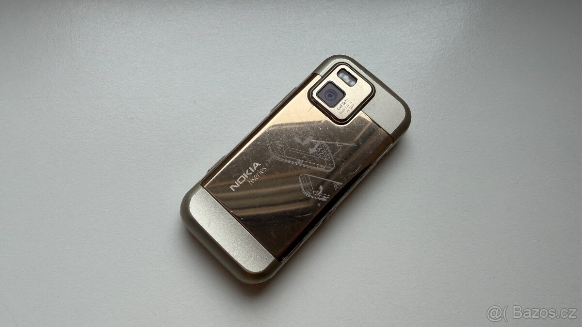 Nokia N97 mini Gold Edition 18k - 4