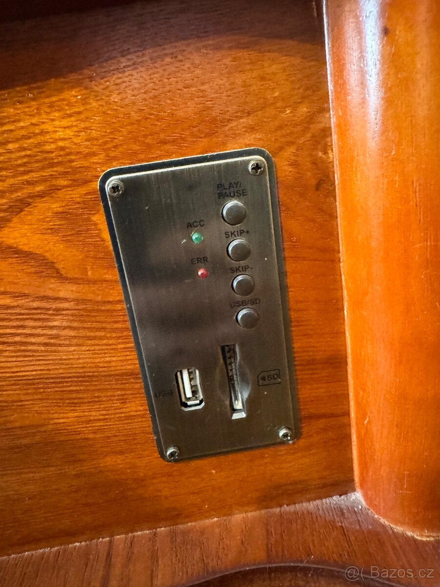 Prodám moderní gramofon - 4