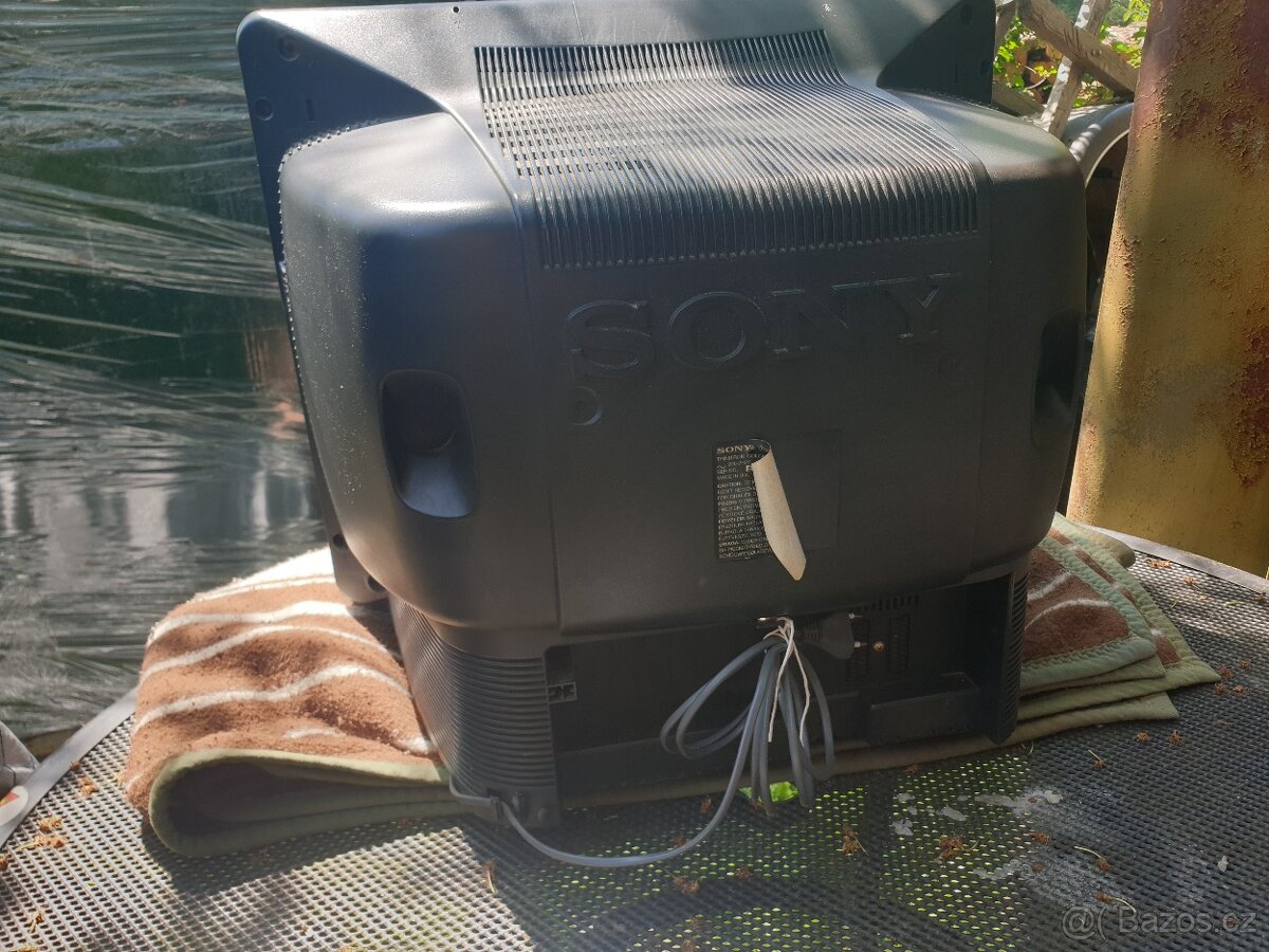 Sony Trinitron - 4
