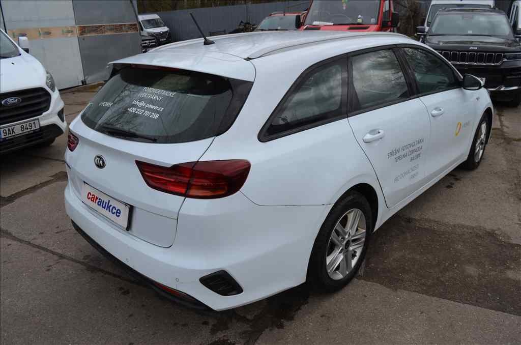 Kia Ceed KOMBI 1,6 D - 4