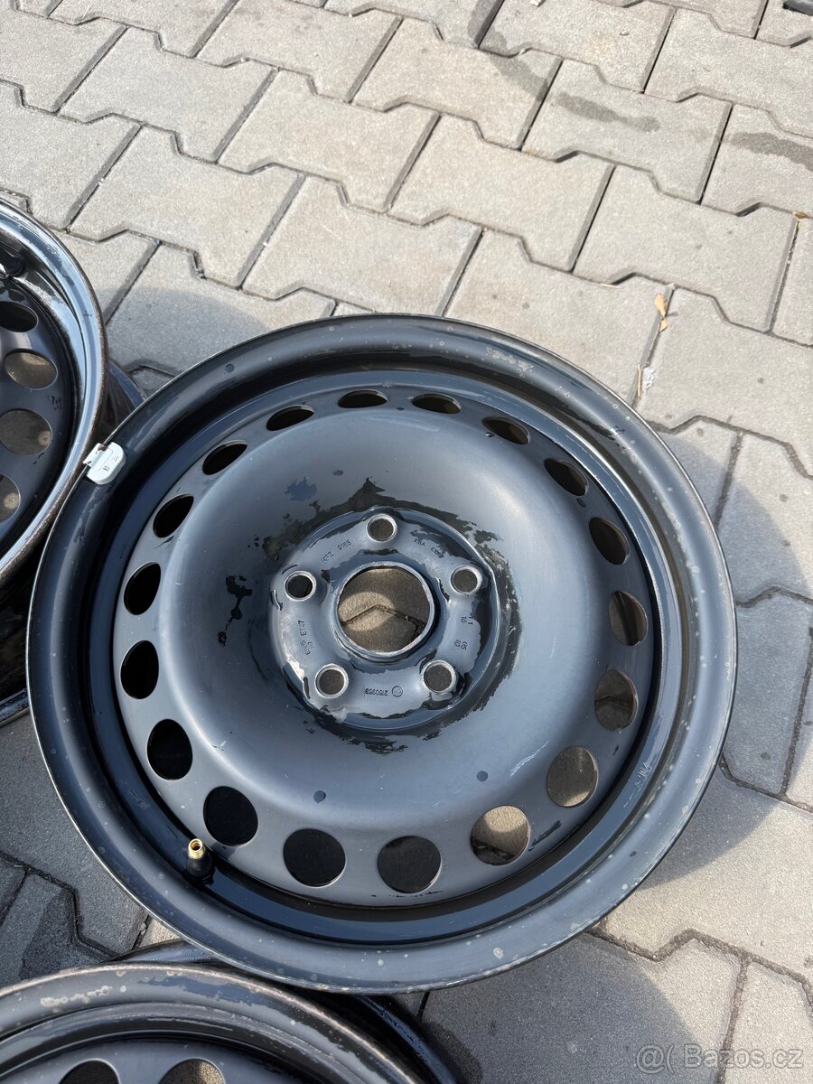 Sada plechových disků na renault - 4