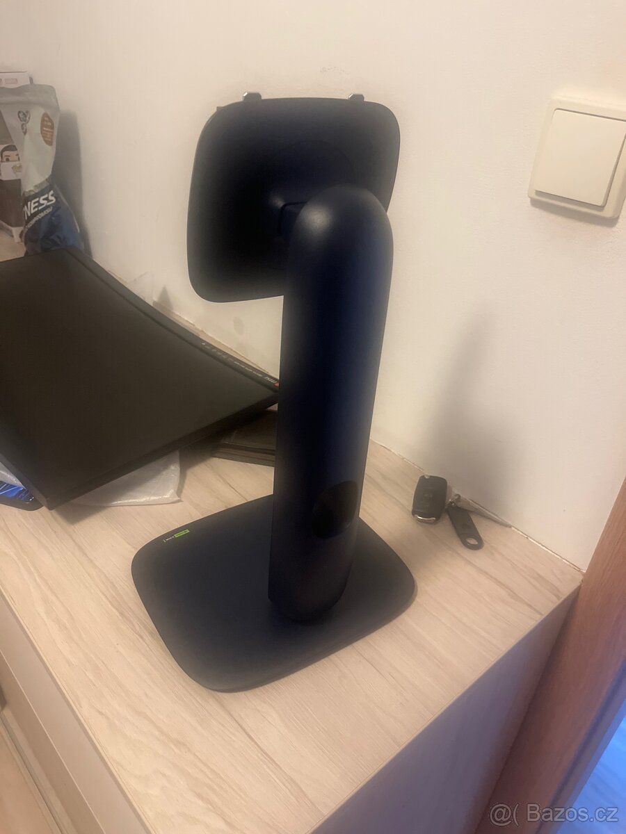 Stojan k monitoru Alienware - 4