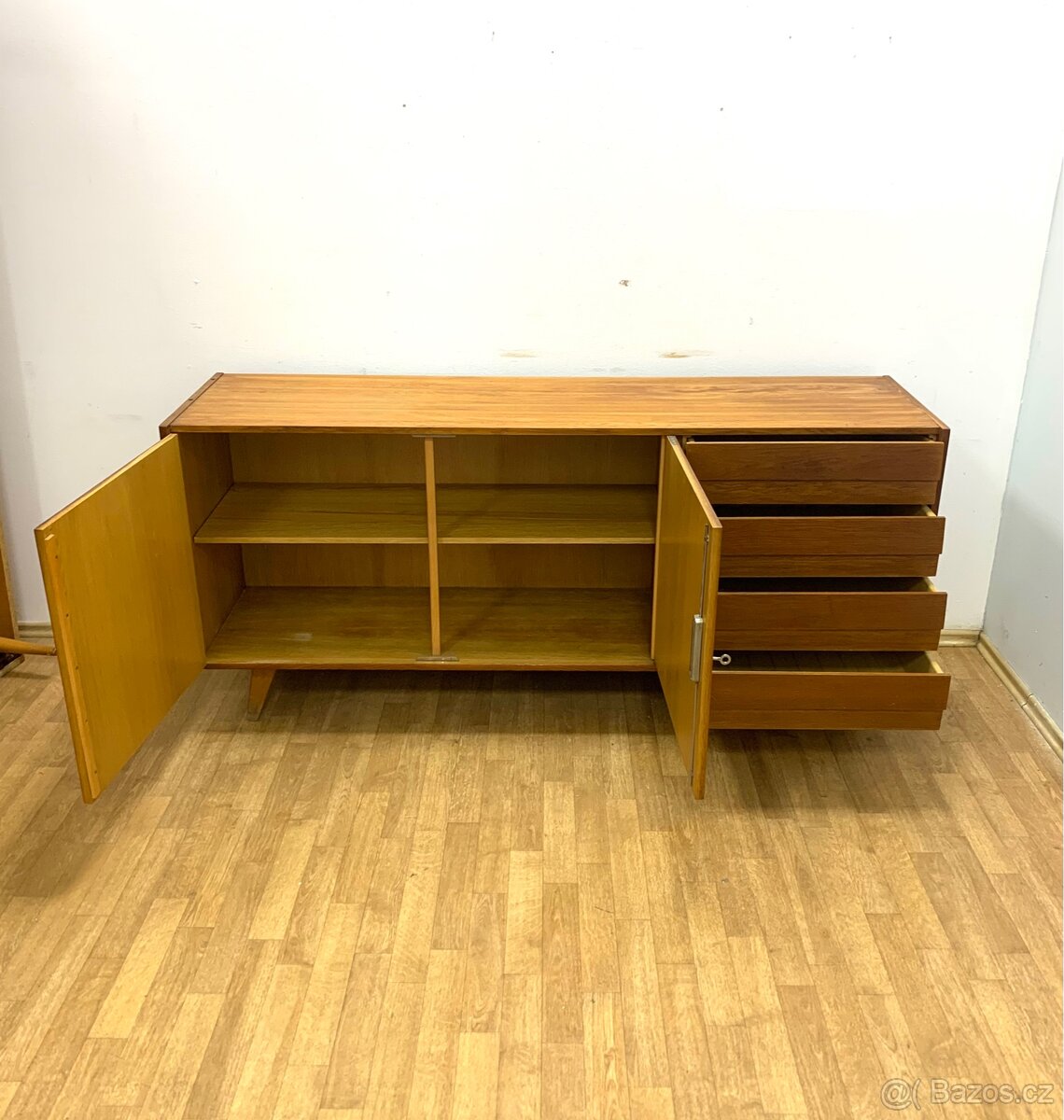 Retro komoda Jiroutek 60. léta :: - 4