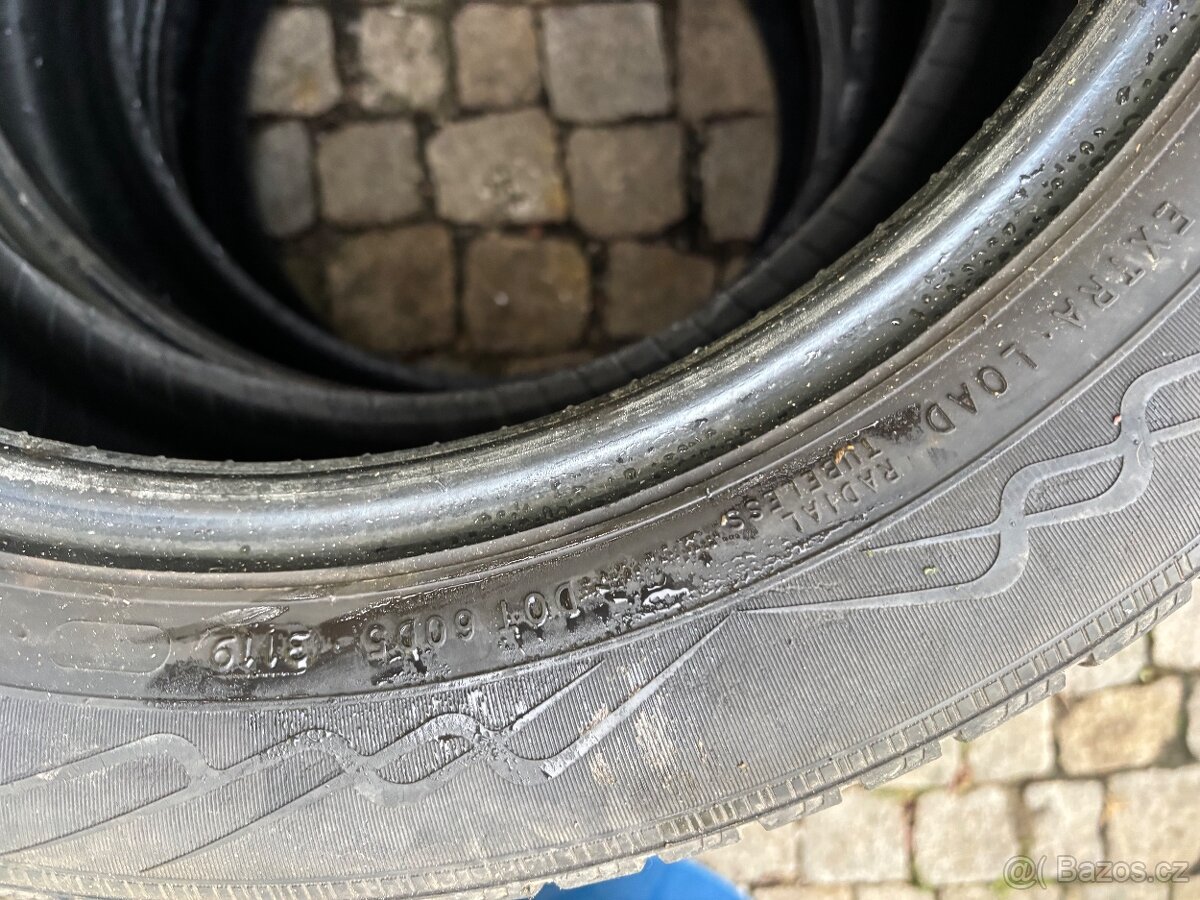 215/55 R17 zimních pneu - 4
