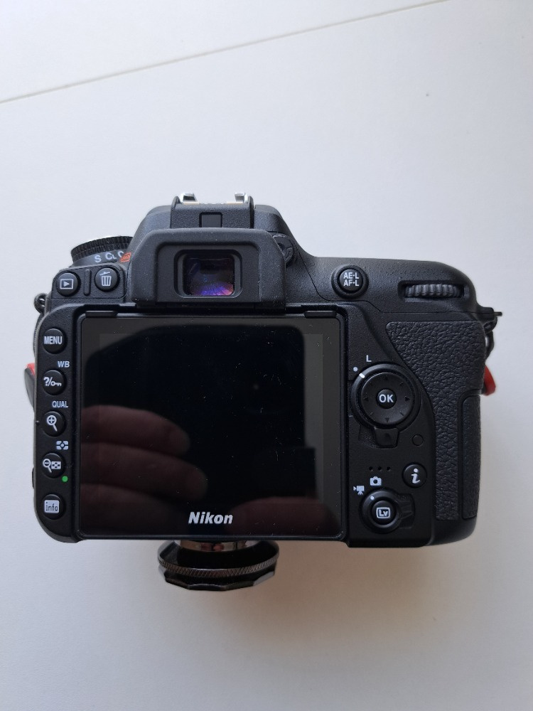 Nikon D7500 - 4