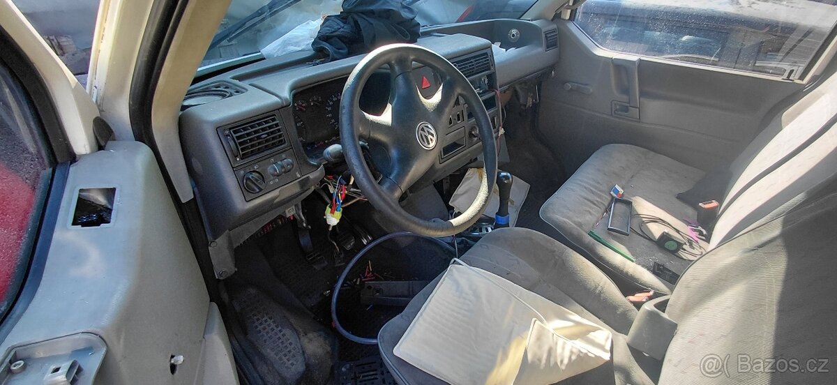VW T4 2.5D díly - 4