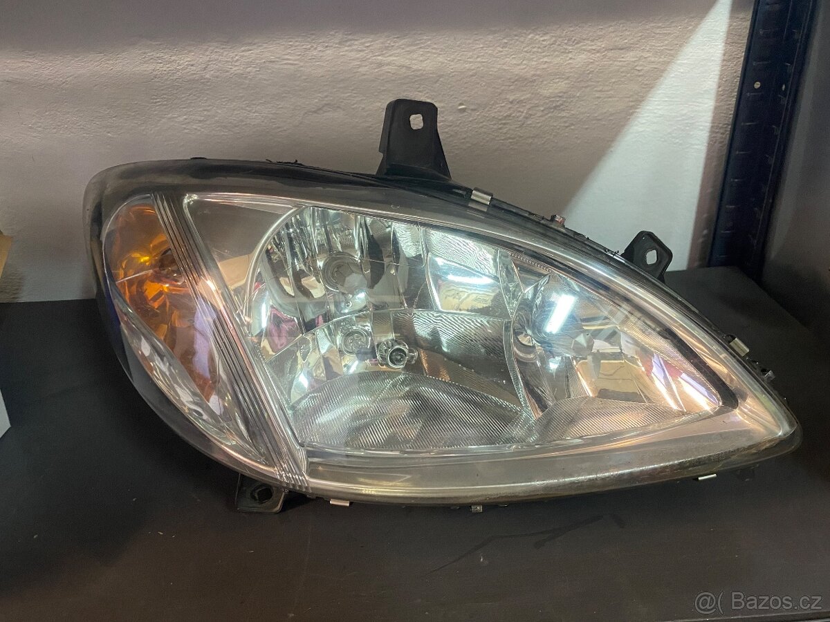 Světla Mercedes Vito W639 - 4