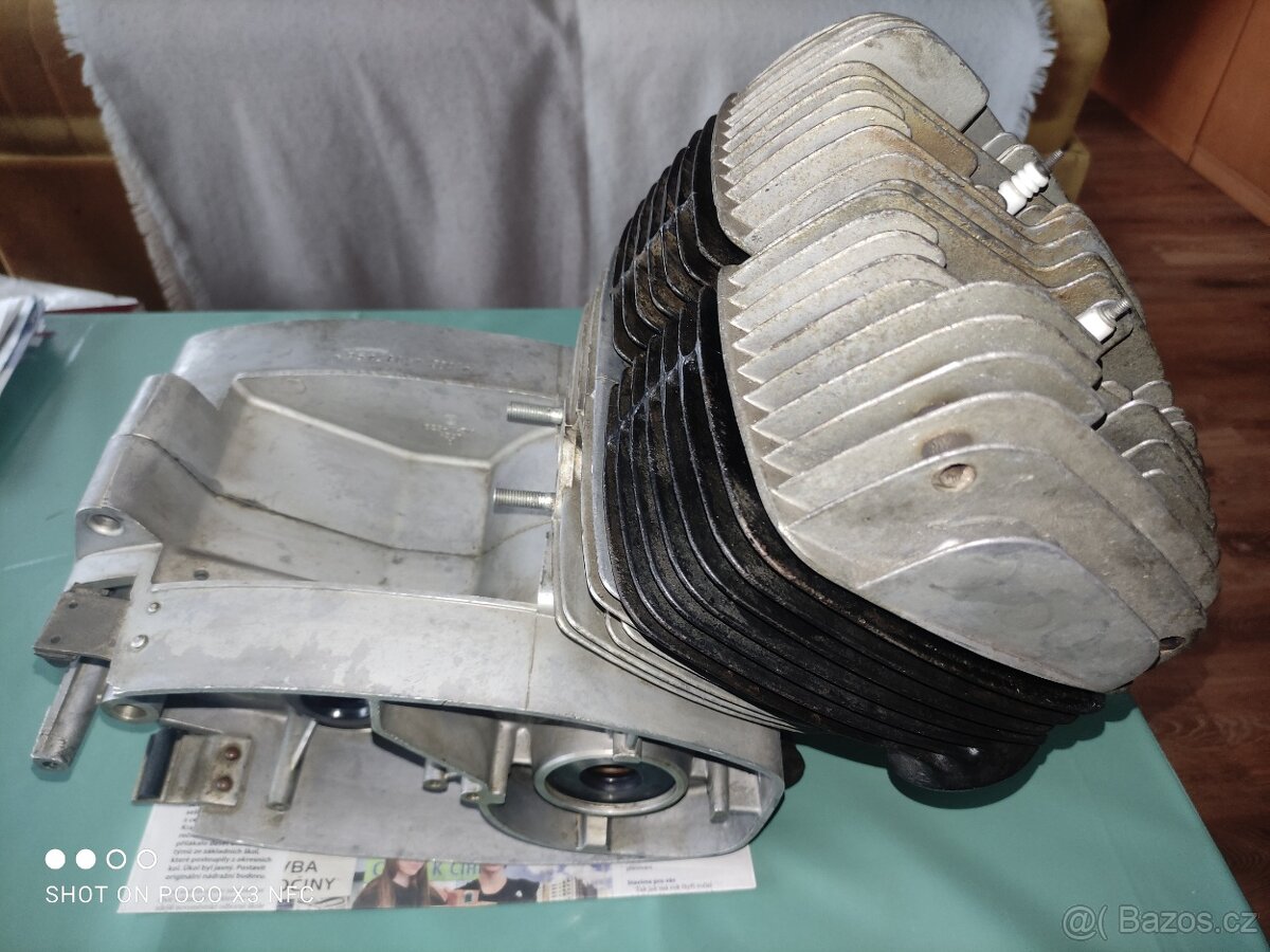 ČZ 250/471 - polomotor - kartery - nové - uloženka - 4