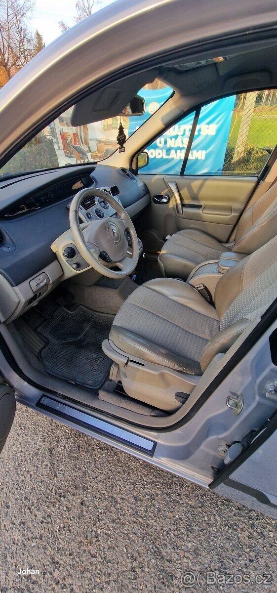Renault Megane scenic II 1,9 Dci - 4