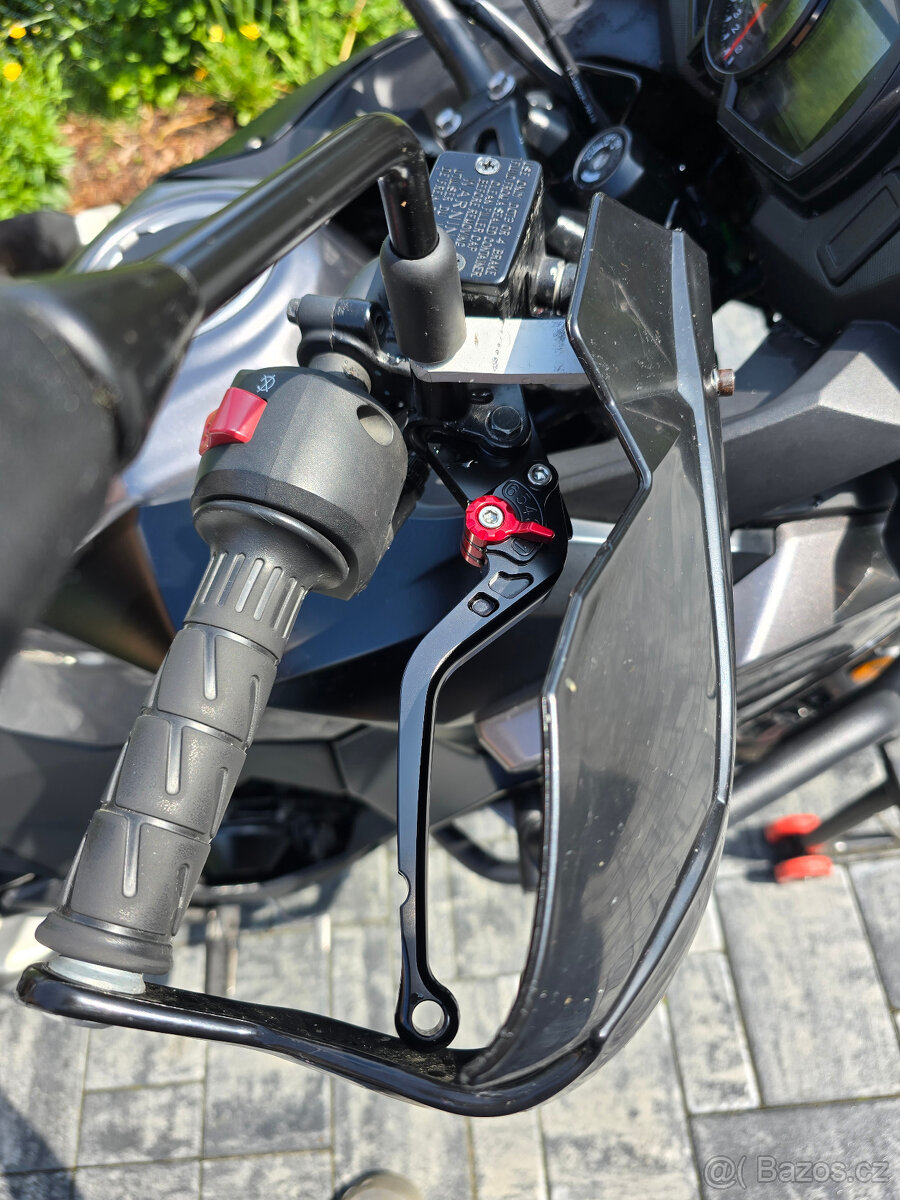 Kawasaki Versys-X 300 - 4