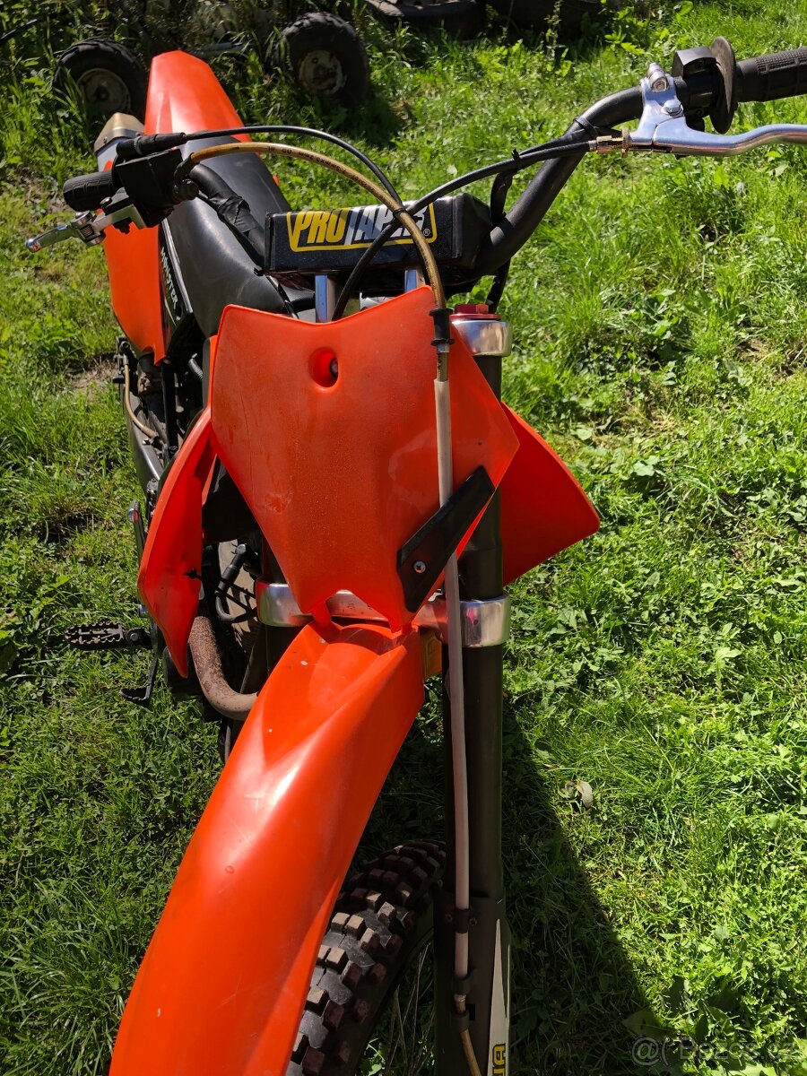 Dirt bike KTM 250