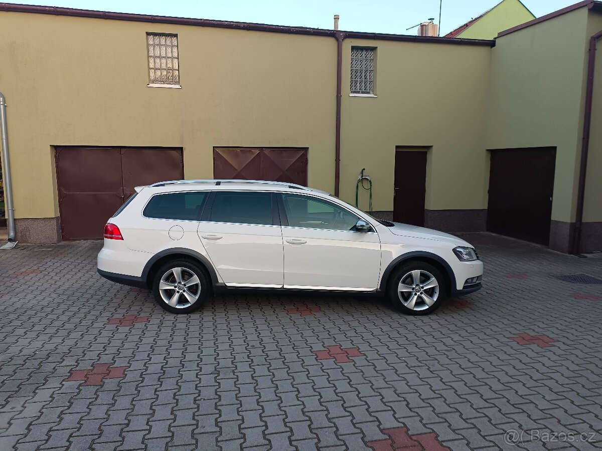VW Passat B7 Alltrack 2.0 Tdi 103 kW combi