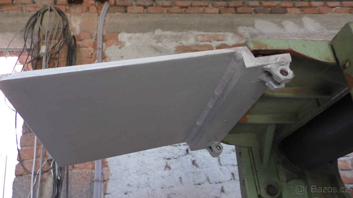 UMDS prodloužení předního stolu - 4