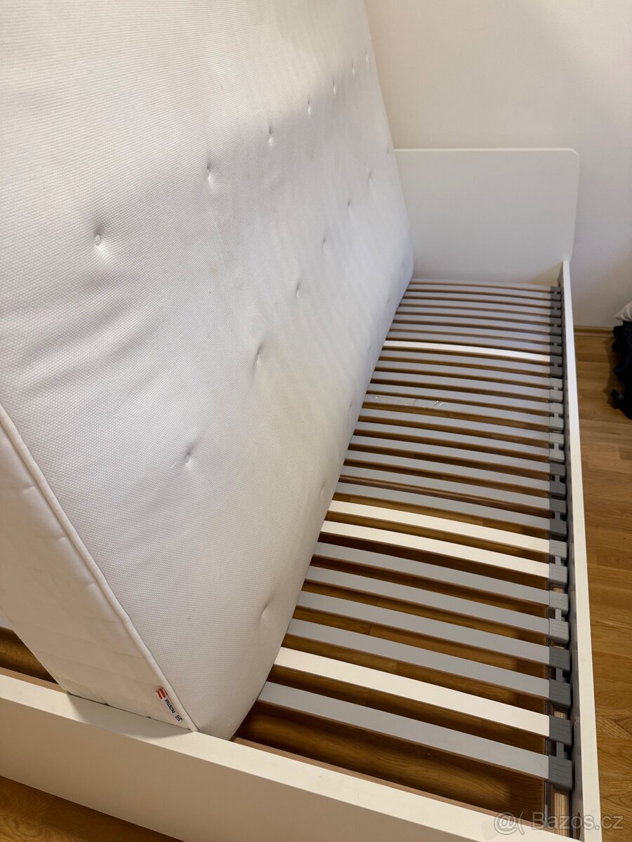 Postel ikea - 4