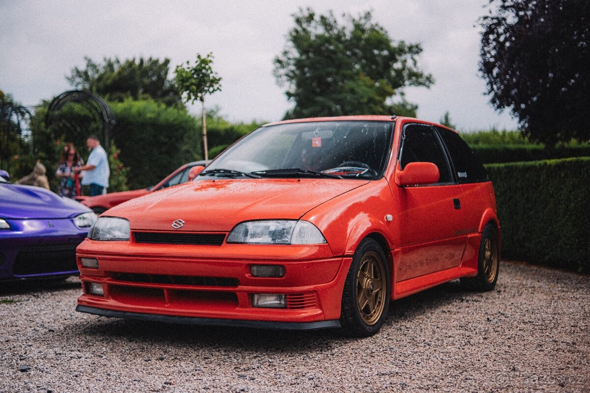 Suzuki swift GTi mk2 - 4