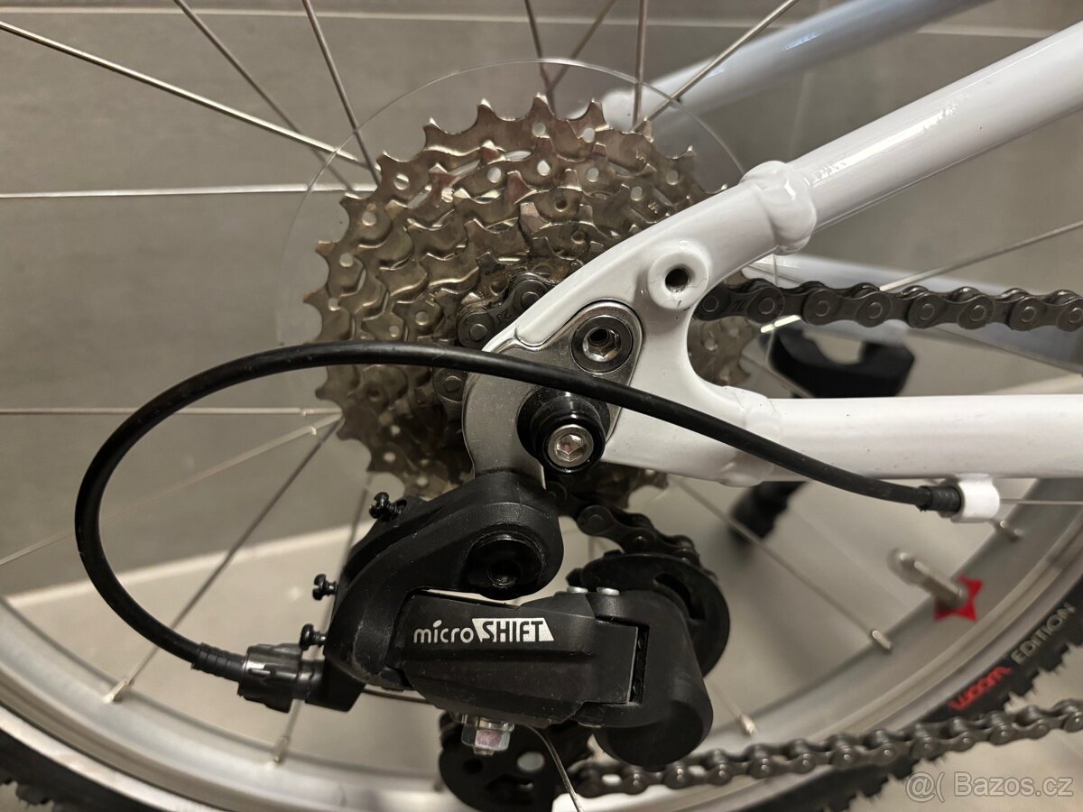 Woom 4 červené 20” - 4