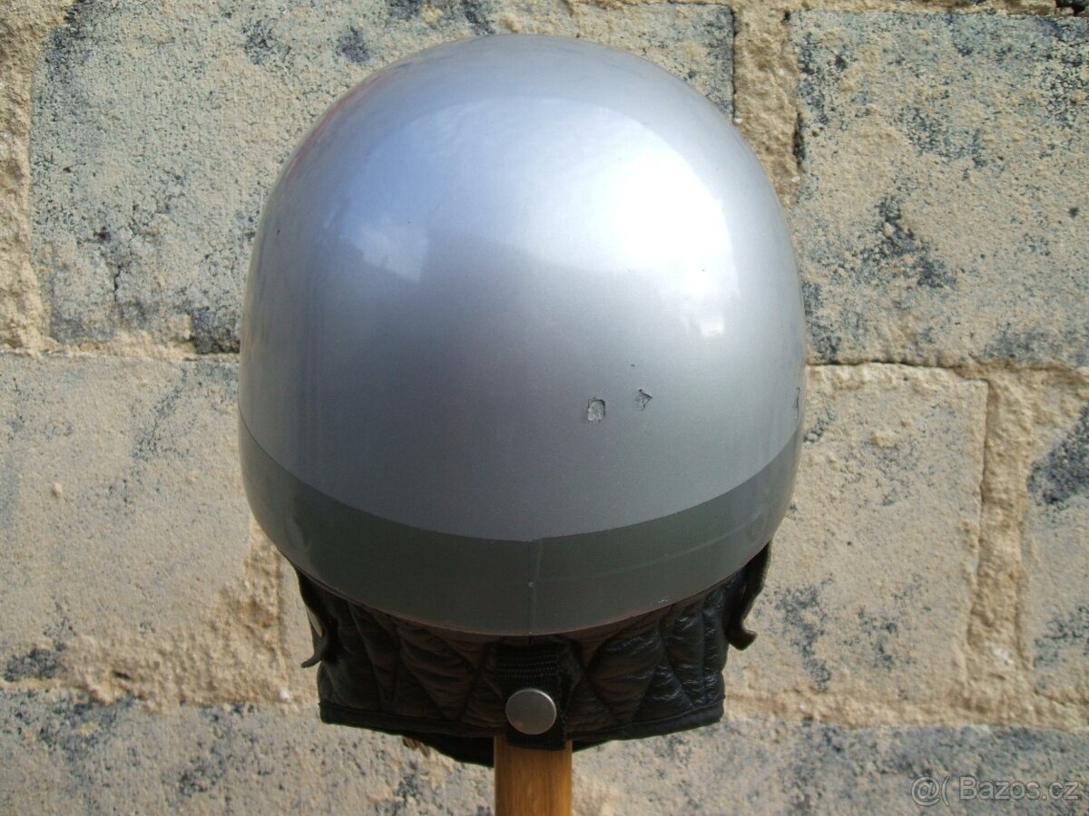 Krásná retro přilba - Fr. Šťastný - 4