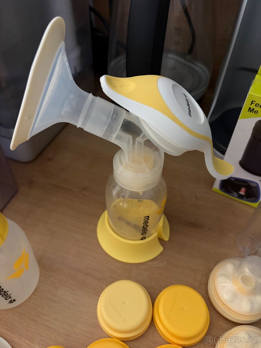 Medela odsávačka - 4