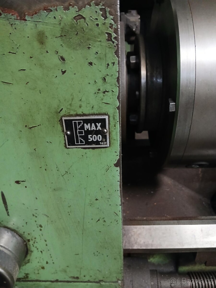 Soustruh SUI 40/1000 - 4