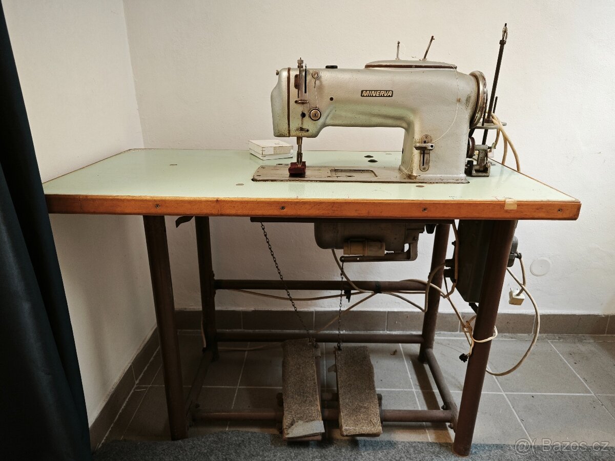 Průmyslový šicí stroj Minerva - 4