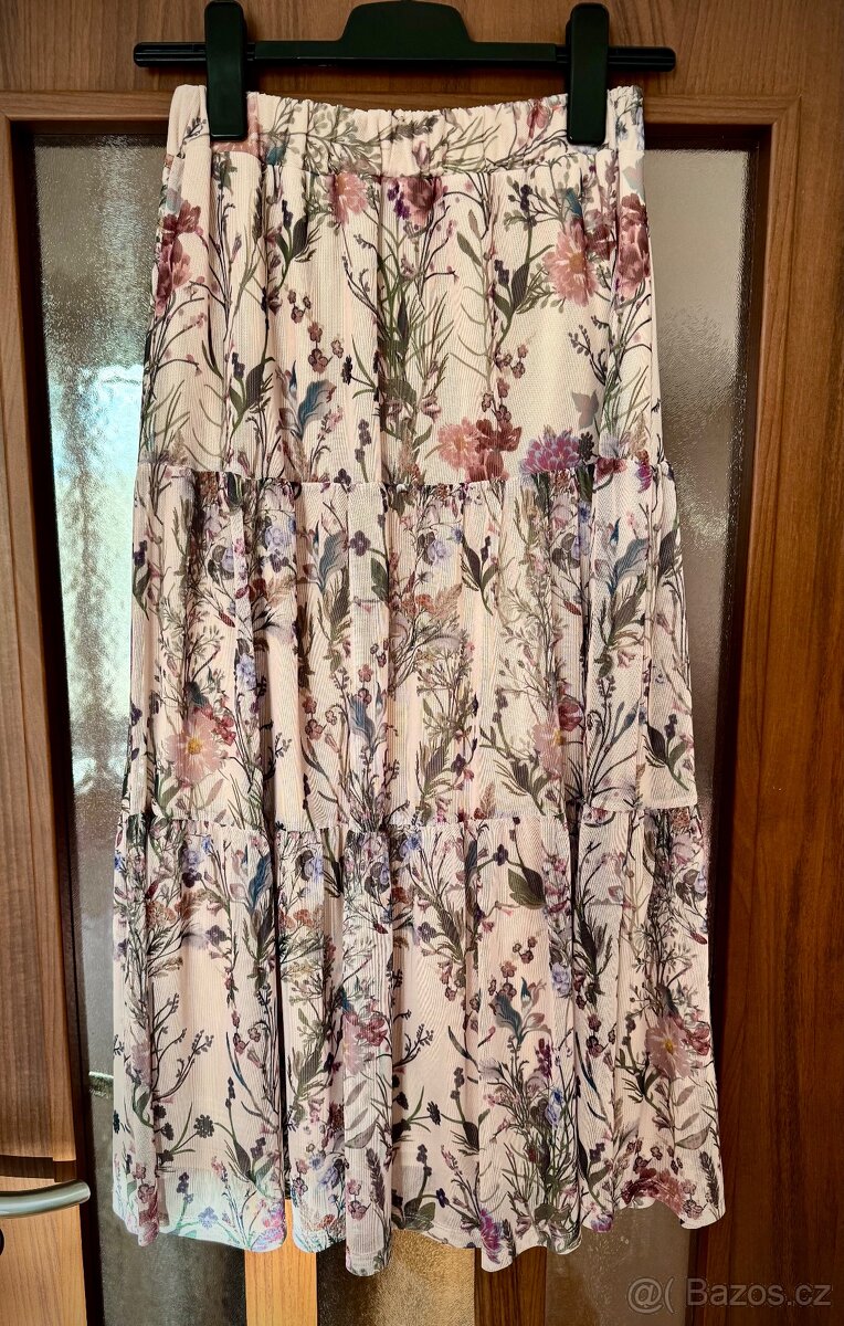 Dámské oblečení - 4