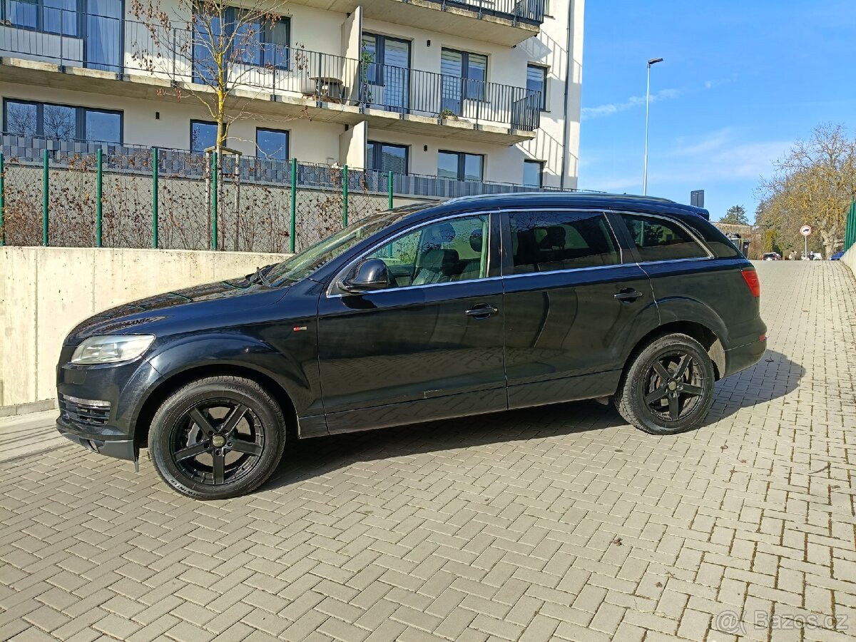 Audi Q7 3.0 TDI, krásný stav, po rozvodech - 4
