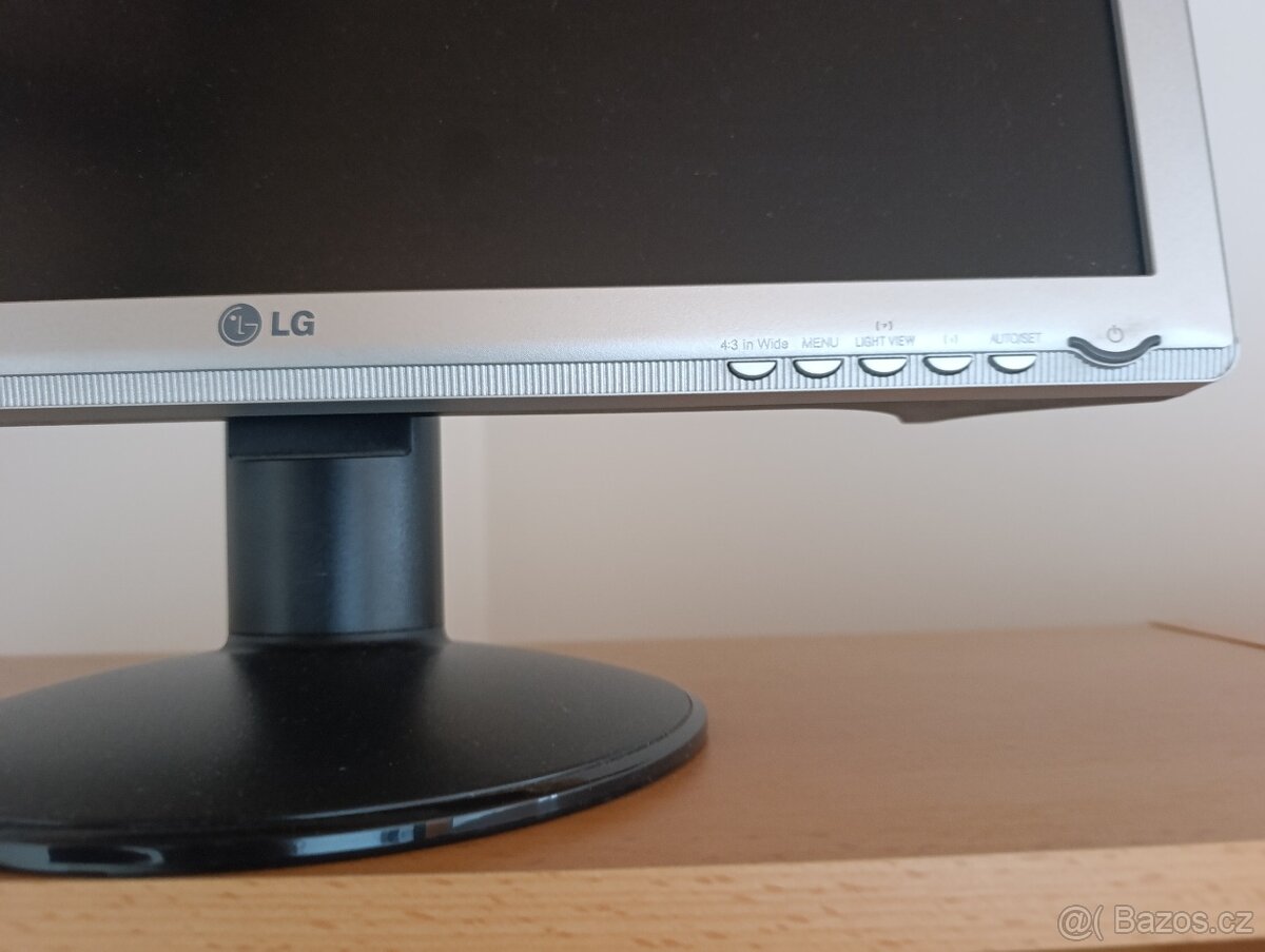 LG MONITOR K PC - 4