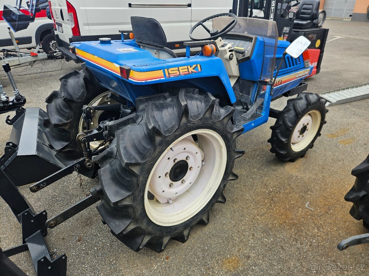 Malotraktor Iseki TU 240 4x4 - 4