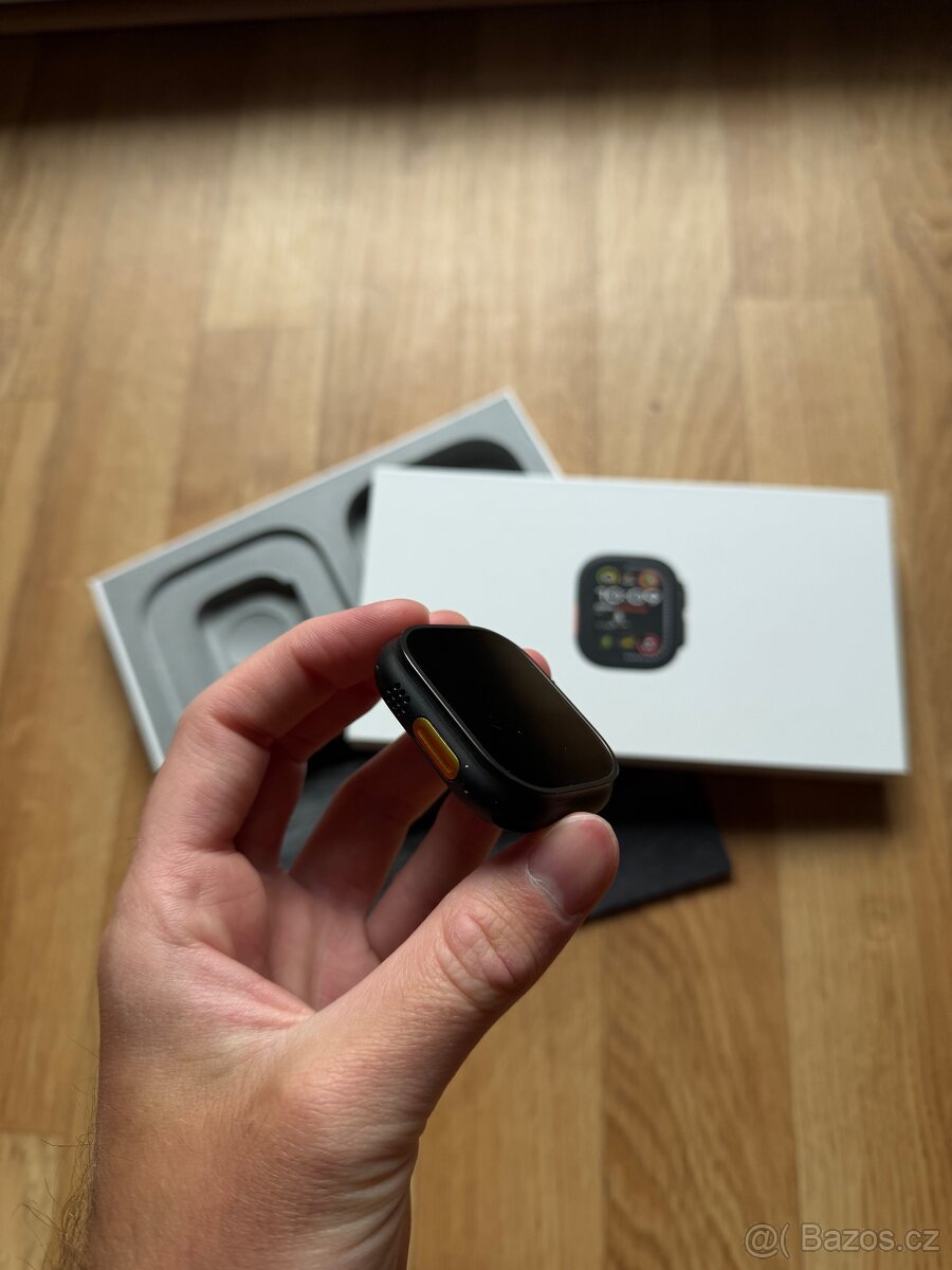 Apple Watch Ultra 2 49mm černé - 4