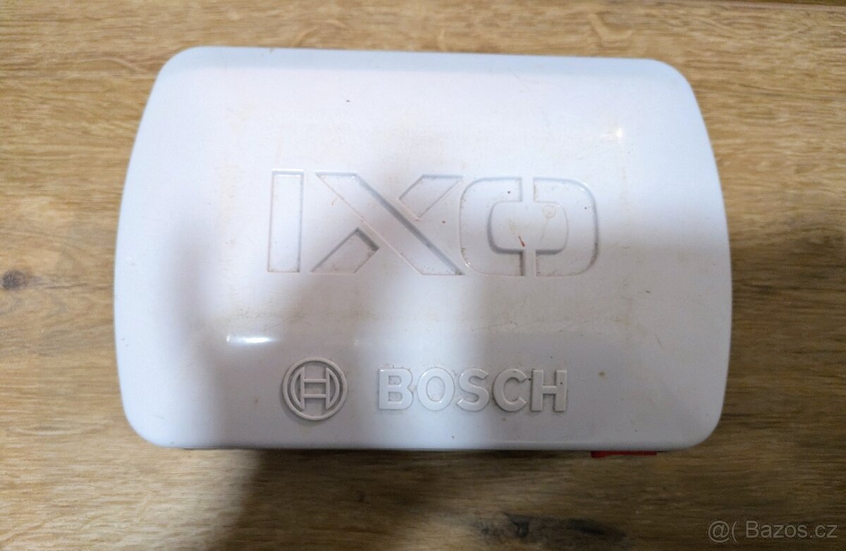 Akumulátorový šroubovák Bosch IXO - 4