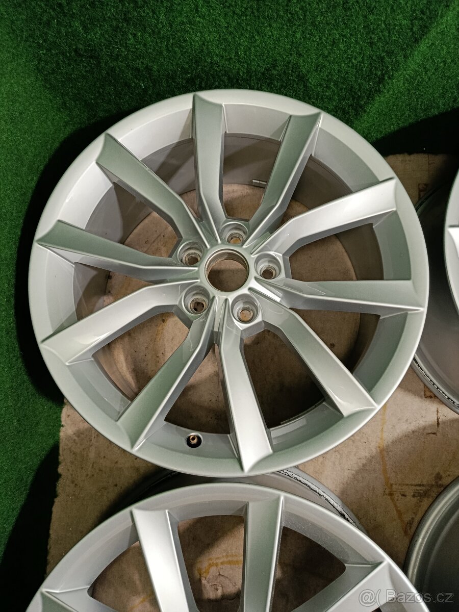18" alu 5x112 8J et44 Superb - 4