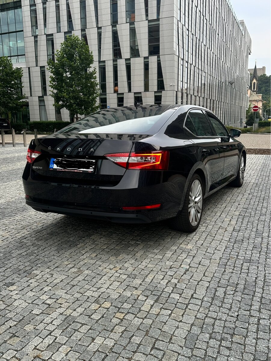 Skoda Superb 2.0Tdi 110KW 2021 - 4
