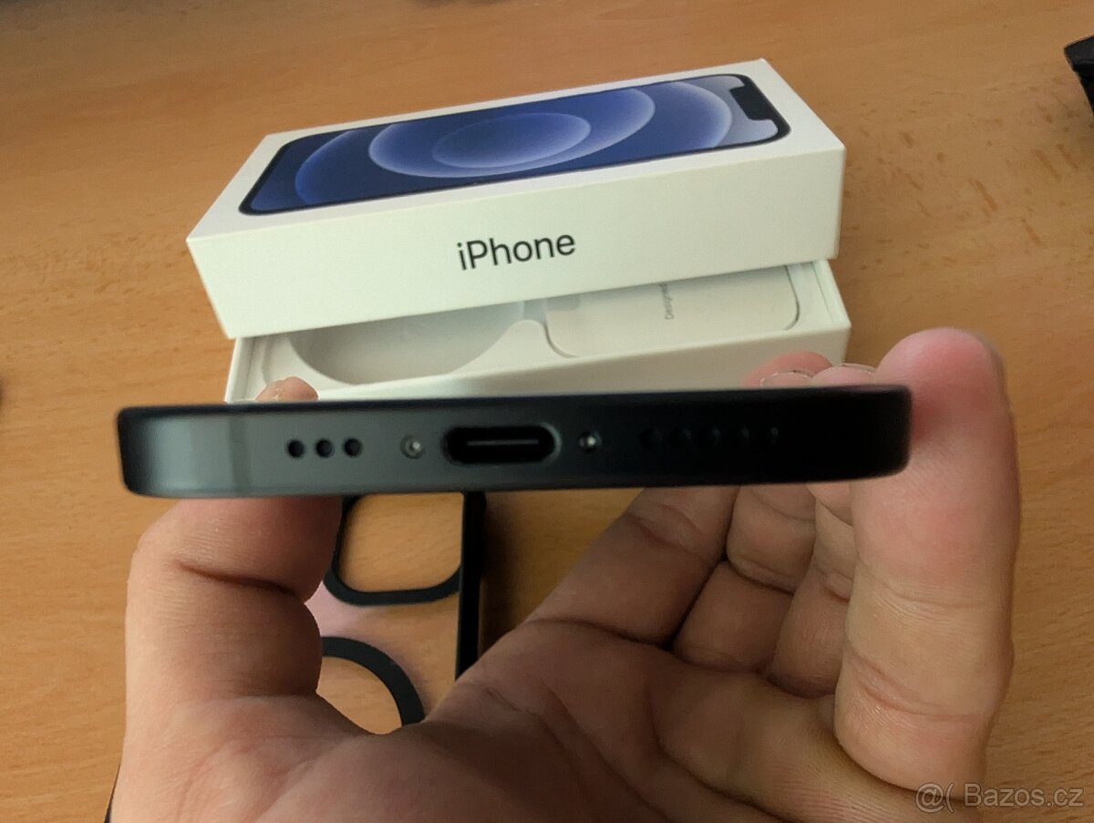 Apple iPhone 15 128GB černá - 4