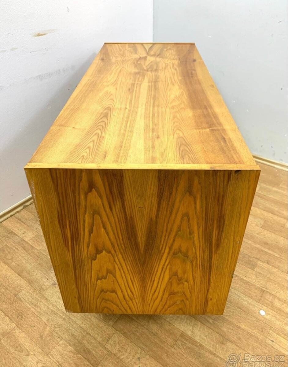 Retro komoda 60. léta Brusel:: - 4