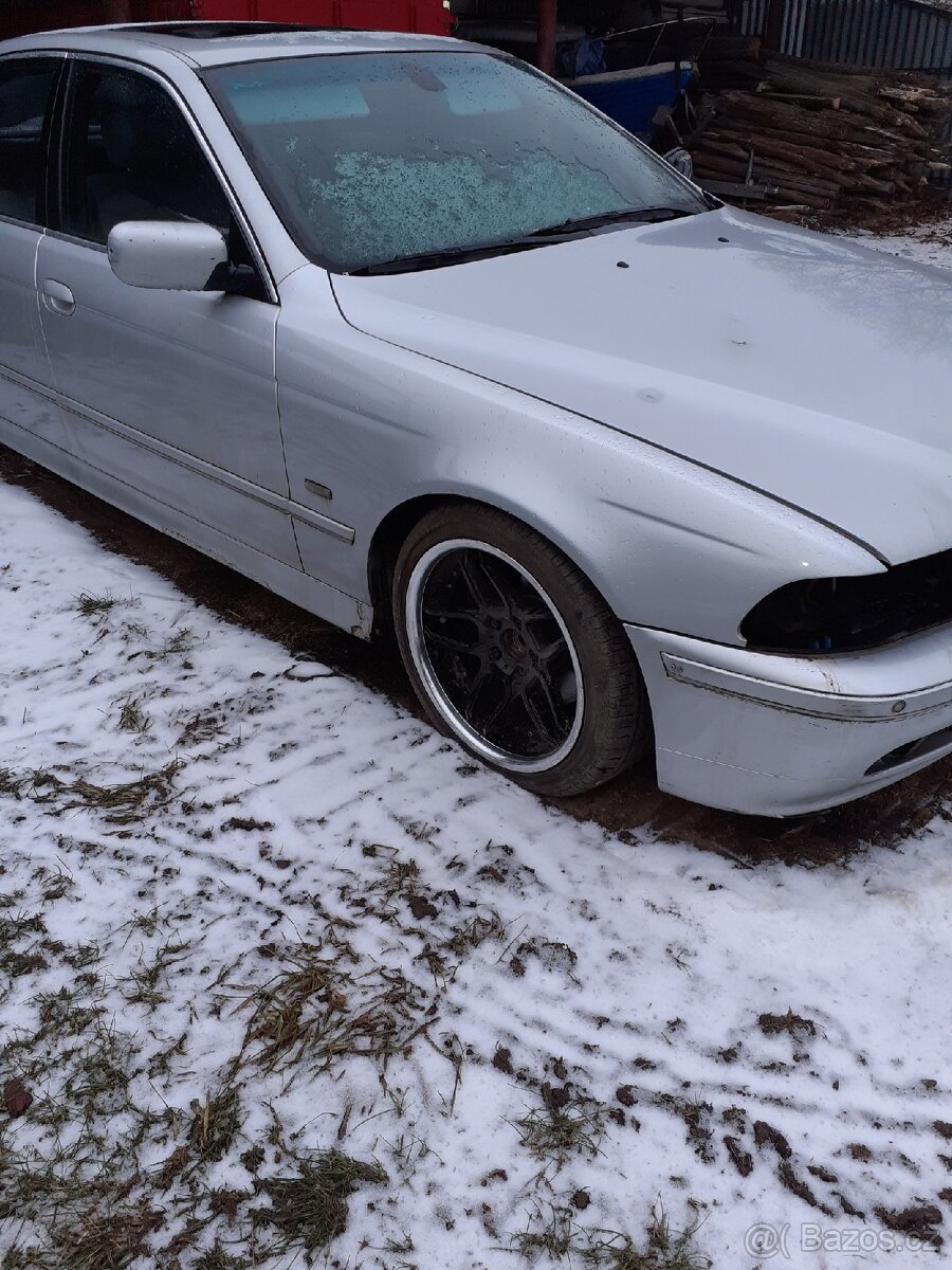 Bmw e39 - 4