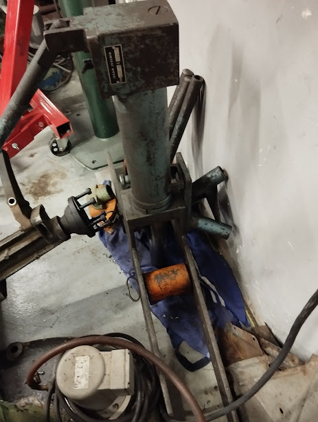 Ohýbačka trubek hydraulická JESAN Xotr 90 - 4