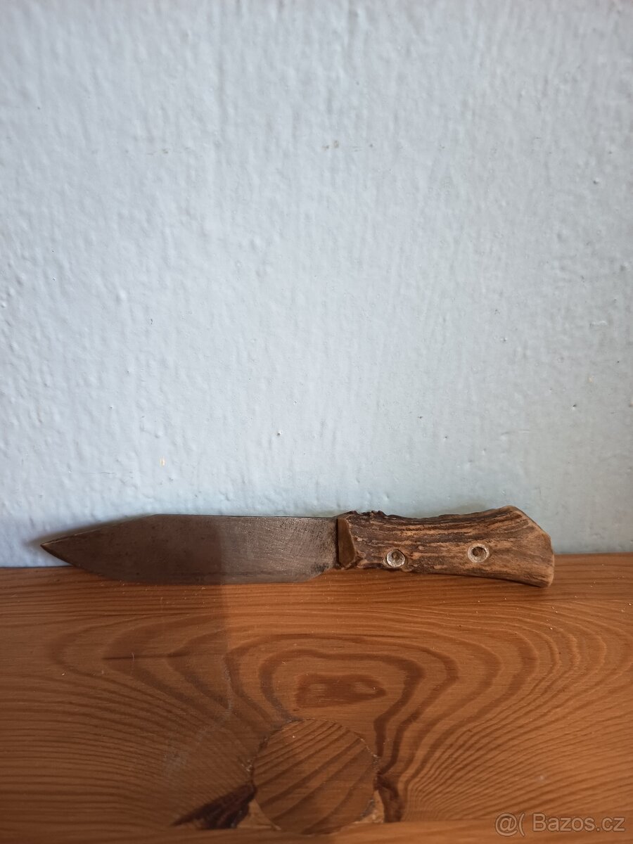 Starý lovecký nožík - 4