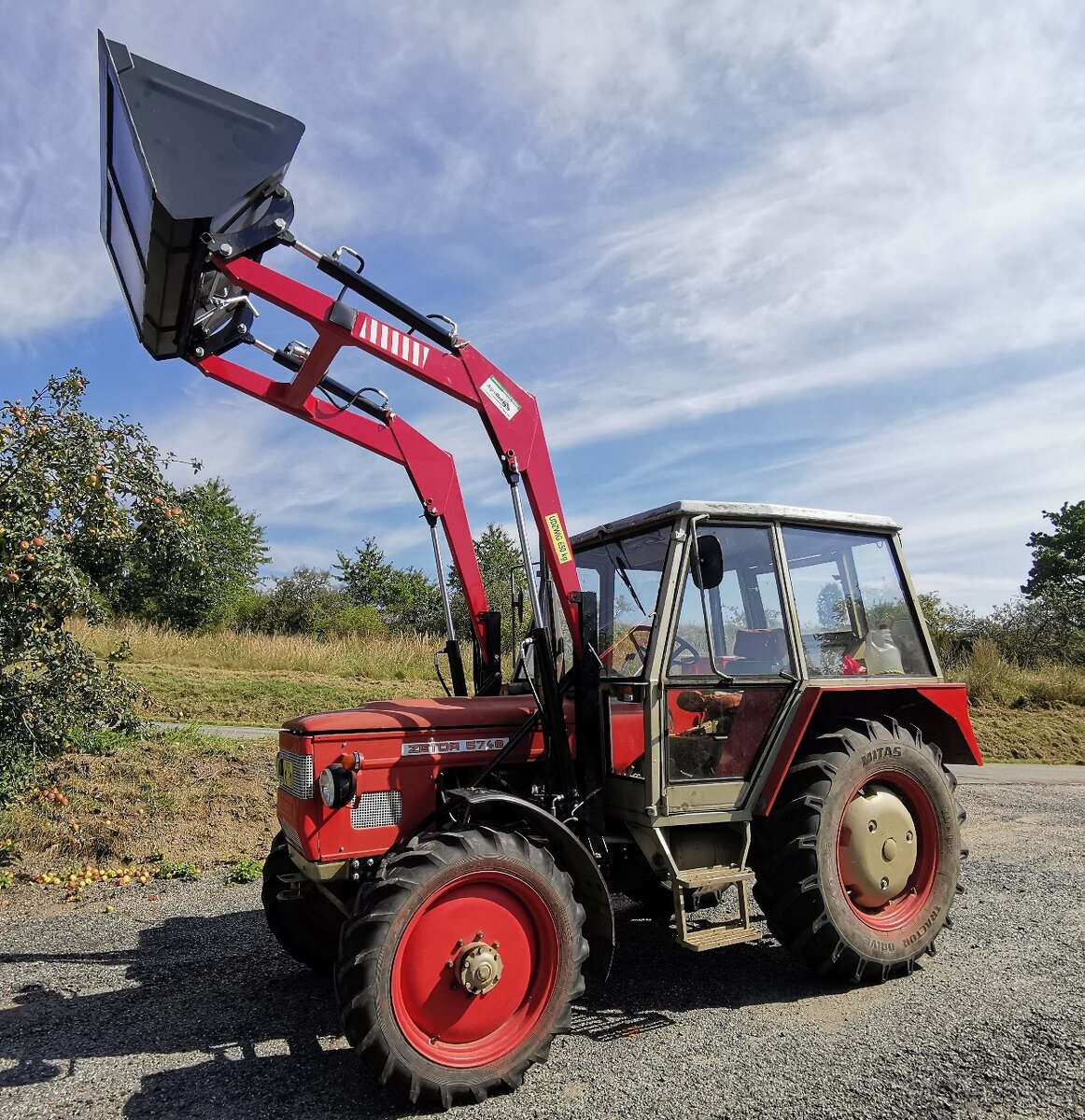 MONTÁŽ ČELNÍHO NAKLADAČE NA ZETOR, JOYSTICK ZDARMA - 4