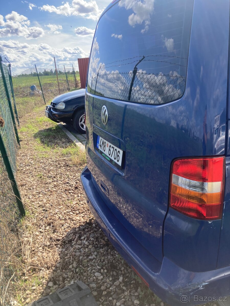 VW TRANSPORTER T5 1.9TDI BEZ DPF 9 MÍST R.V.2004 - 4