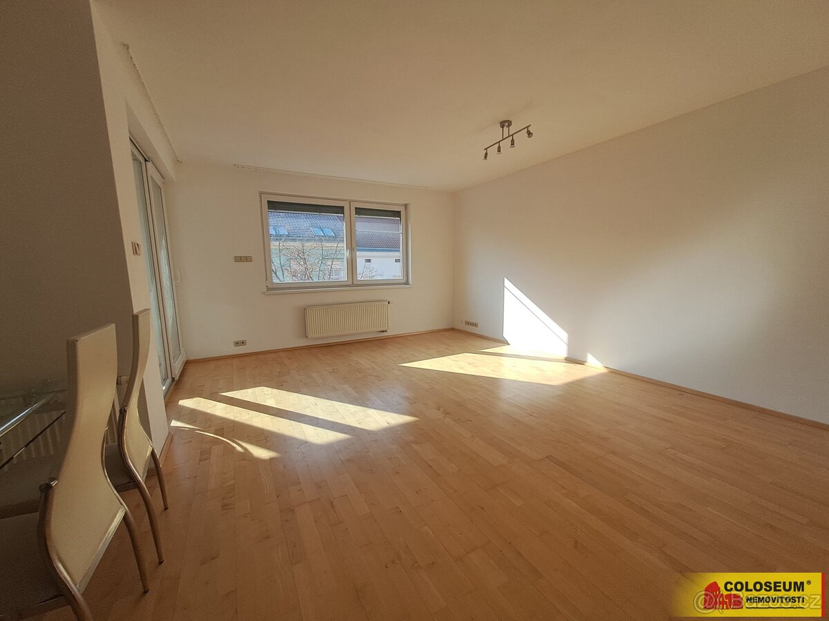 Znojmo, pronájem bytu OV 3+1, 104 m2, zimní zahrada, rekonst - 4