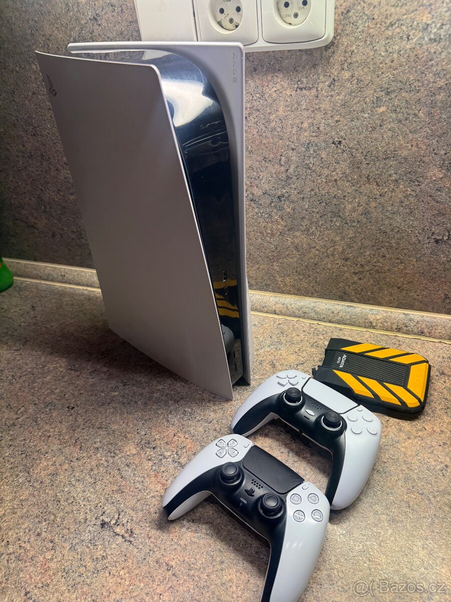 PlayStation 5 s mechanikou - 4